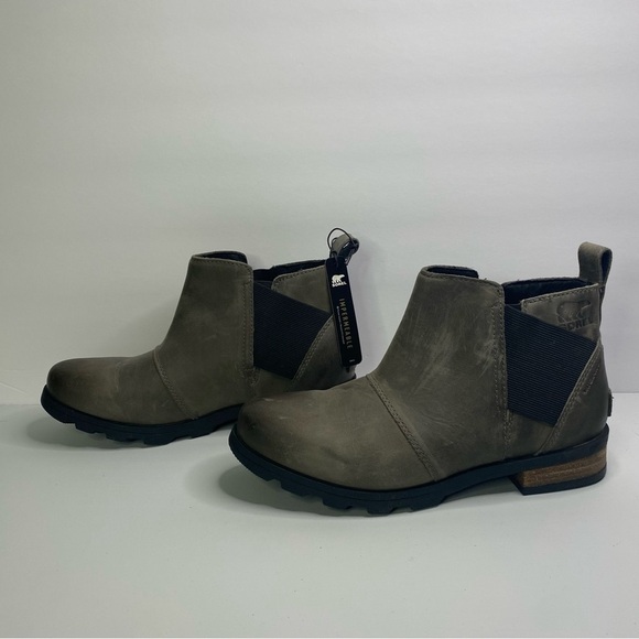 Sorel Emelie Chelsea NEW IN BOX Waterproof Boots Brown grey mushroom size 7 - Picture 4 of 11